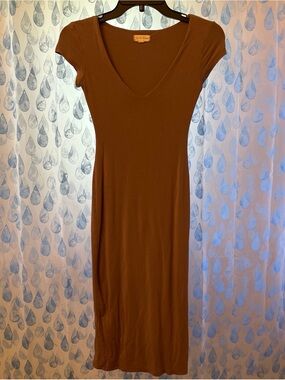 Women’s Brown V-Neck Midi Dress